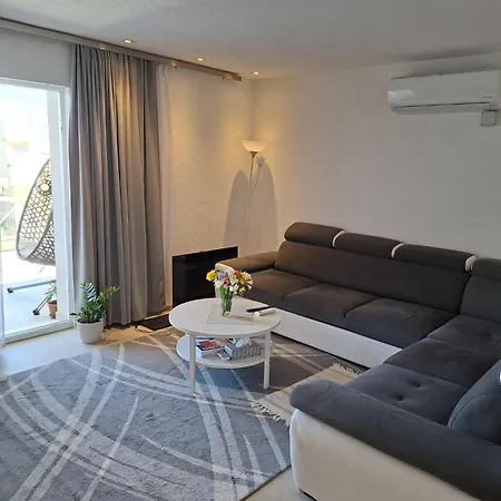Apartment Secret Makarska