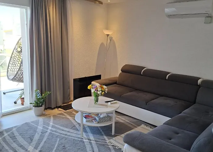 Apartment Secret Makarska